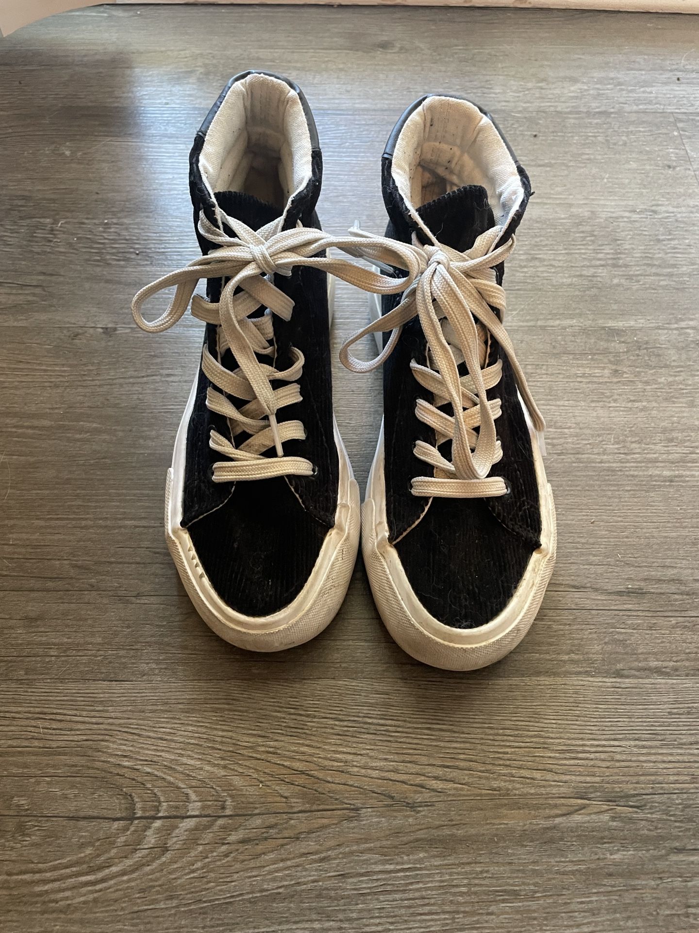 Black Converse High tops