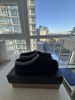 UGG TASMAN