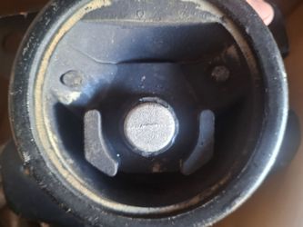 Motor mounts