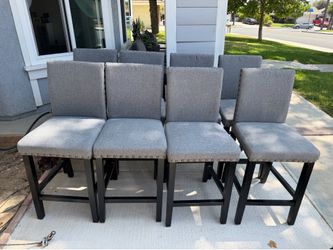 8 PCs Counter top Chairs Dinning table