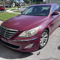 2013 Hyundai Genesis 3.8 Sedan 4D