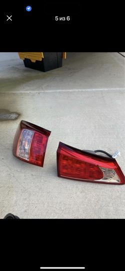 Taillights lexus is (contact info removed)-2013 OEM
