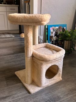 Beige Multi-Level Cat Tree / Tower w/ Condo, Beds & Scratching Posts