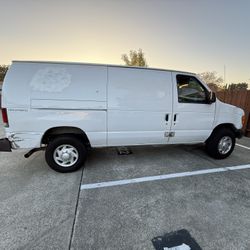 2006 Ford E-350