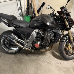 2004 Kawasaki Z1000