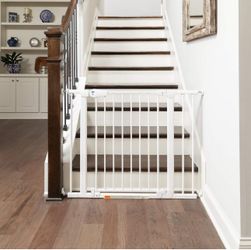 Qdos Baby/Dog Gate - Qty 2 - Pressure Mount 