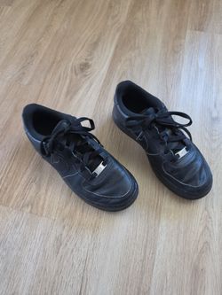 Nike Air Force1 size 5Y