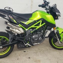 2023 Benelli Tnt 135