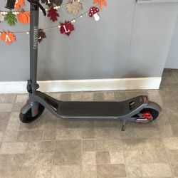 Phantom Go Go E Scooter W/Charger 