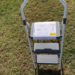 Gorilla 3 Step House Ladder. BRAND NEW