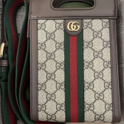 Gucci Crossbody bag * Authentic 