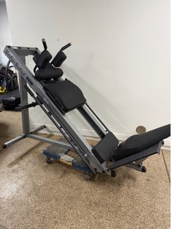 Body Solid Leg Press and Hack Squat Combo