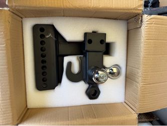 Adjustable Tri-Ball trailer hitch
