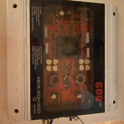 Amplifier 600 Watts 