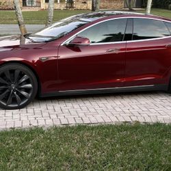 2012 Tesla Model S