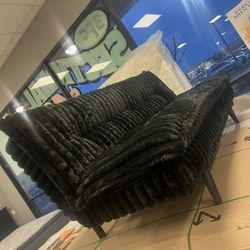Peluche Futon Negro  Justo A Tienpo Para San Valentin Para Abrazar A Tu Persona Especial