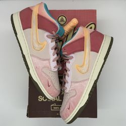 Nike Dunk Mid Strawberry Milk