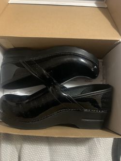 Dansko Nursing Shoes 