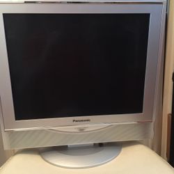 Used Monitor LCD TV Panasonic TC-17LA1