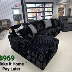 MIDNIGHT-MADNESS ONYX 2-PIECE RAF SECTIONAL SOFA WITH CHAISE