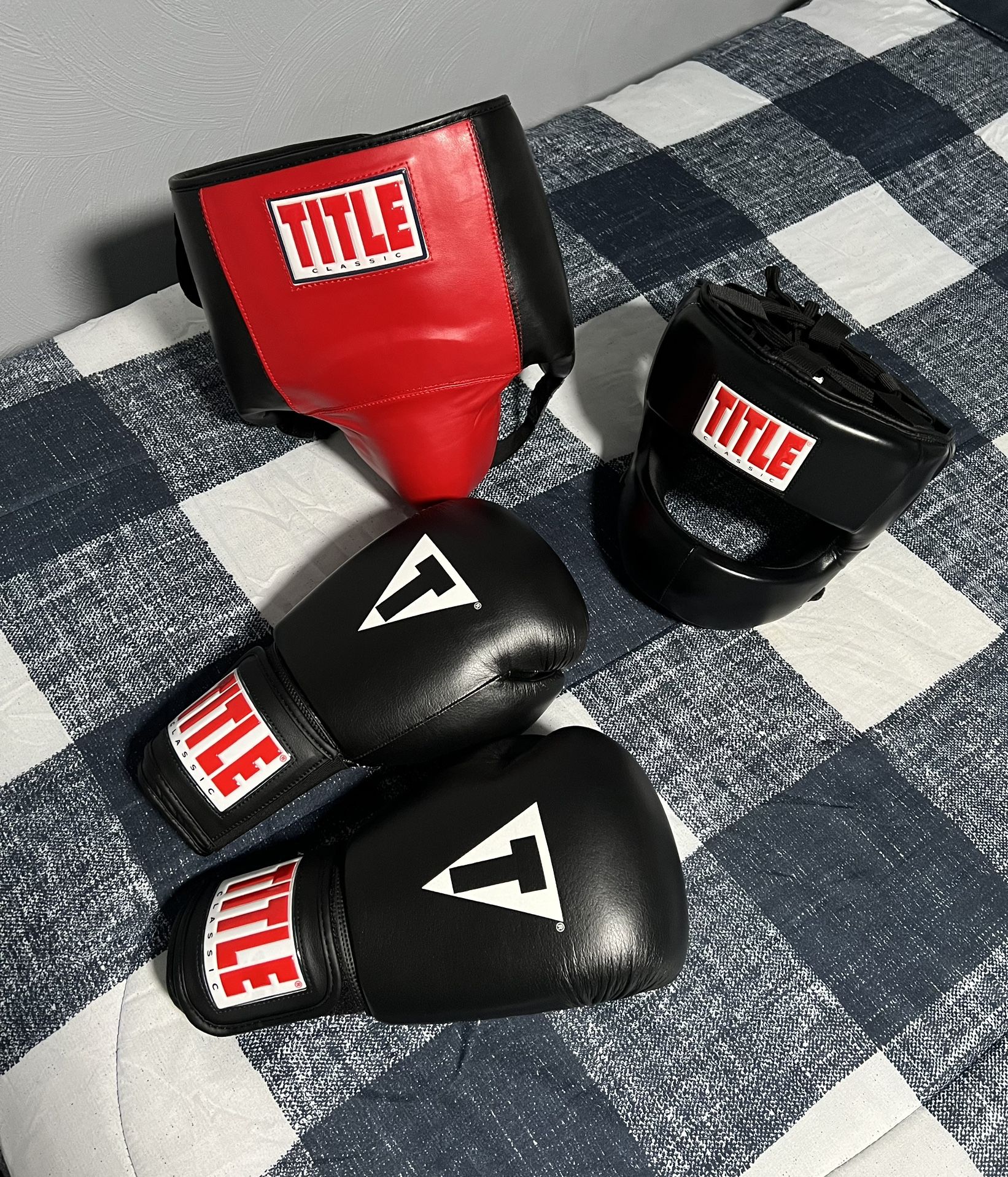 Title Boxing Set