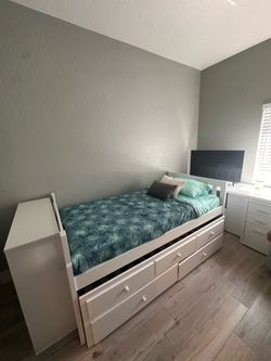 Cama nido blanca ( Full ) dos camas en una colchón incluido