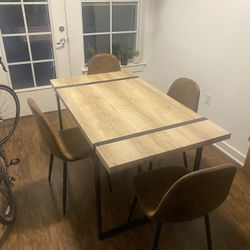 Gillham 4-Person Dining Set, Brown and Black
