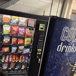 2 VENDING MACHINE  -CASHLESS SYSTEM INCLUDED! LOCATION NOT INCLUDED