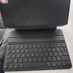 Folio For iPad 11” 