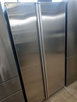 GE Profile stainless steel side by side refrigerator - Free delivery