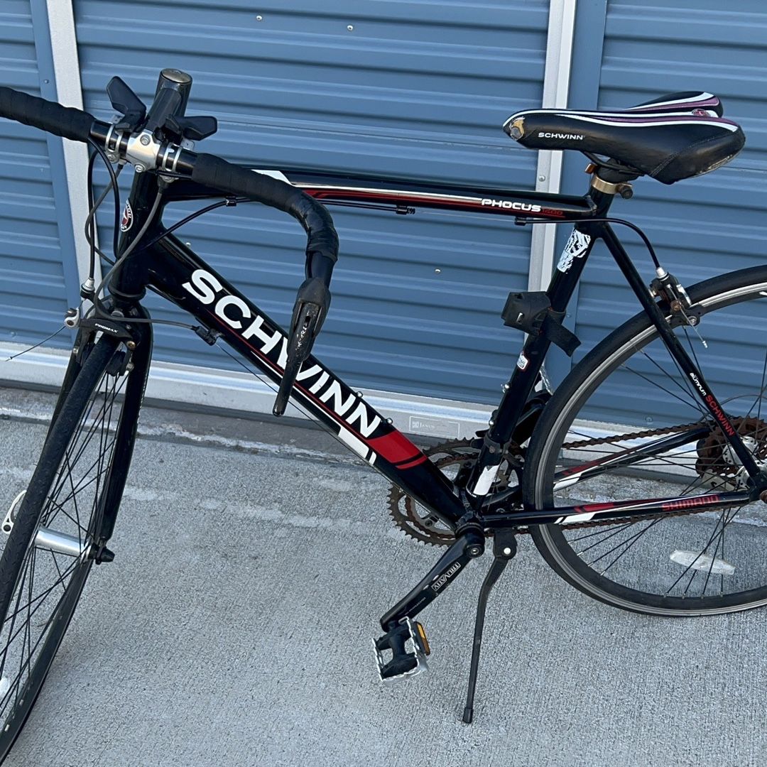 SCHWINN 14段変速ロードバイク PHOCCVS1400 中古品 28” Schwinn Phocus 