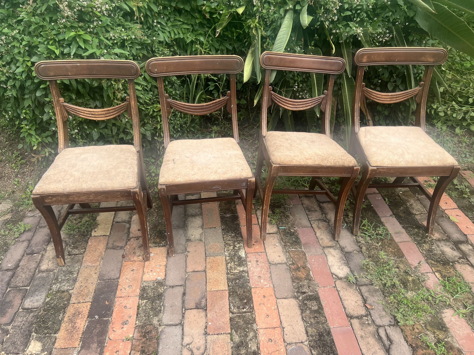Vintage Wood Dining Chairs (4–5) – Must Go! OBO – Pasco Pickup