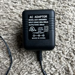 AC adapter 