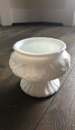 Vintage Milk Glass Pedestal Candy Bowl With Floral Leaf Pattern
