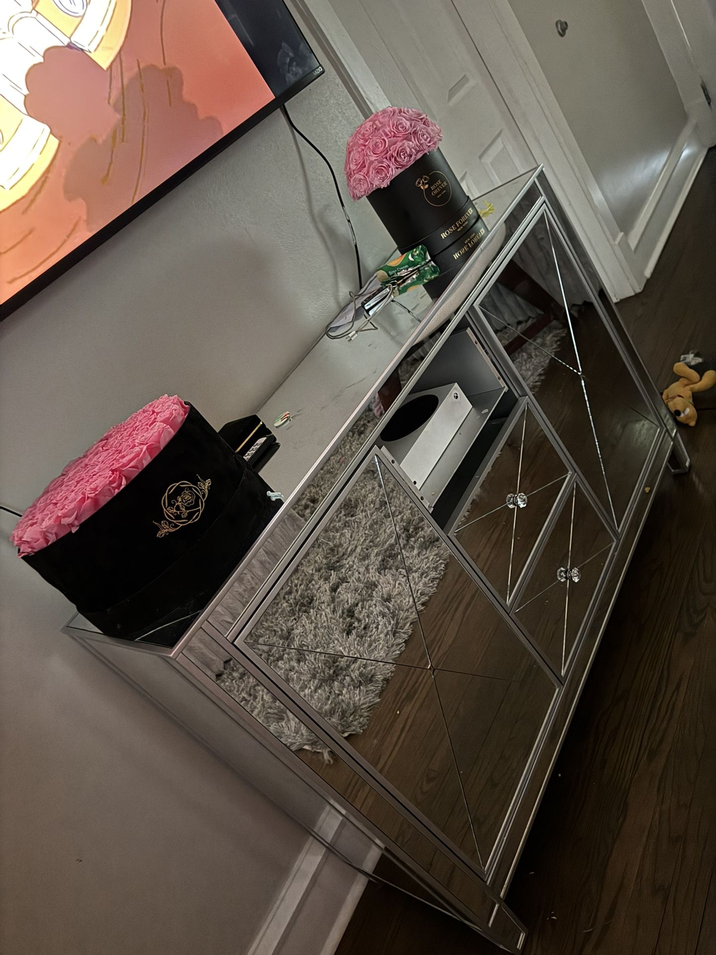 Mirrored Cabinet 250