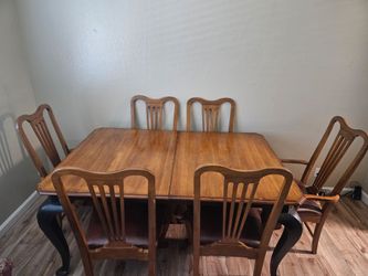Dining table &  6 chairs