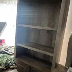  Bookcase with Doors
