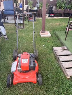 Husqvarna 190cc lawnmower