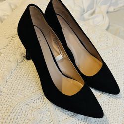 Ladies Heels Size 6.5 