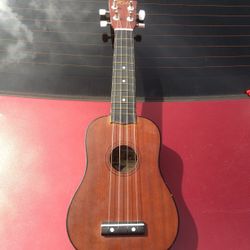 Hilo Model 2652 Ukulele 