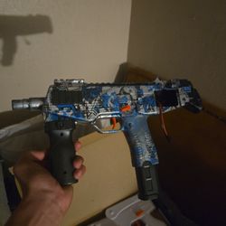 GELL BLASTER 