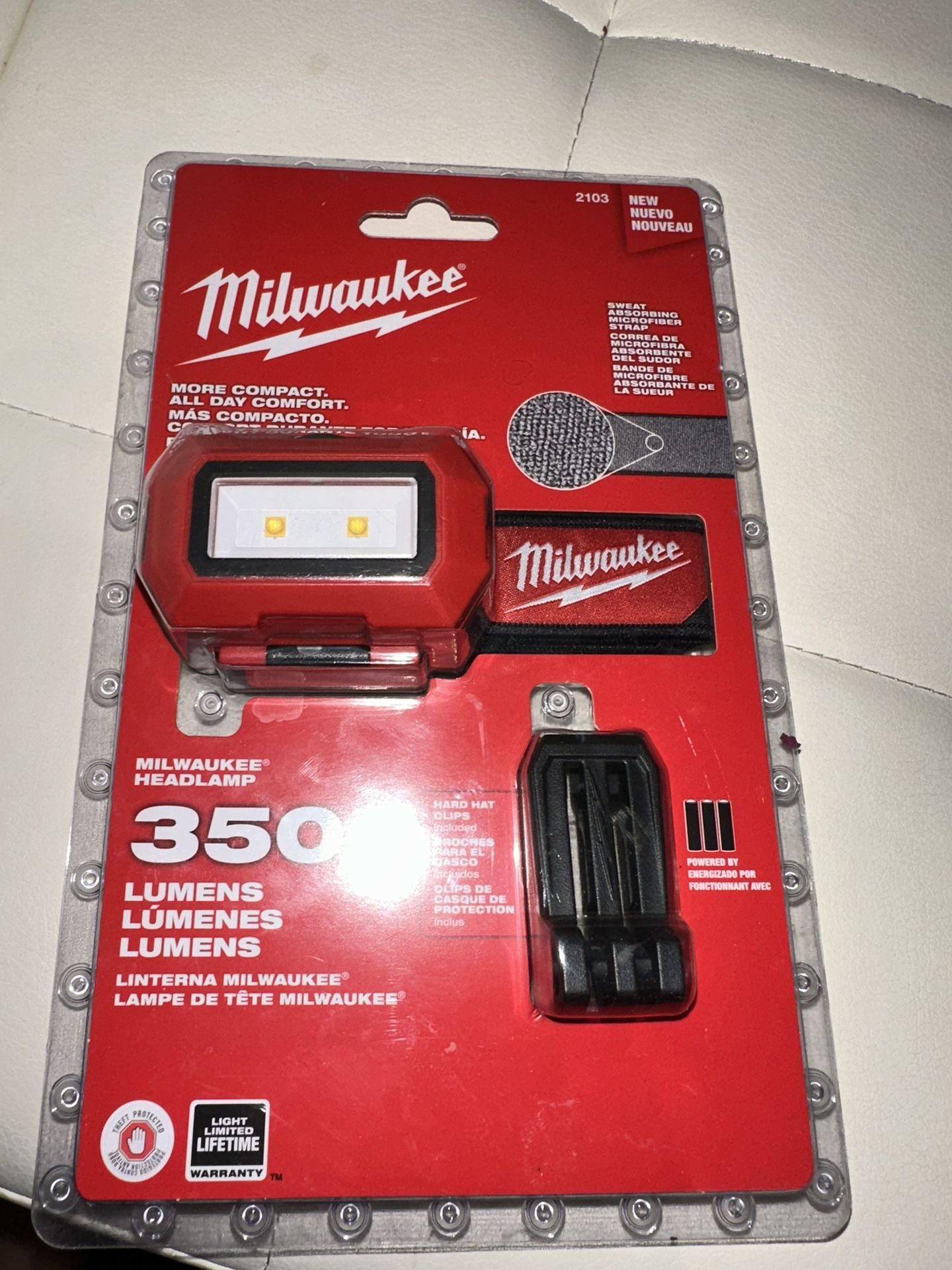 Milwaukee 350 Lumens Battery Headlamp