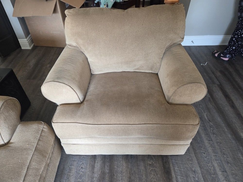 Free Couch , Chair & Table
