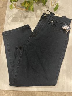 Brand New Universal Thread Women’s 12 Dark Blue Straight Jeans