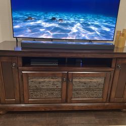 Dark Brown TV Stand in Great Condition