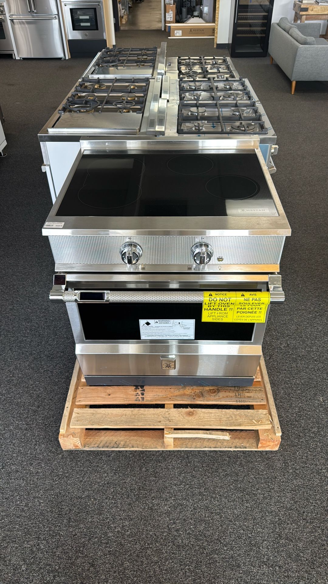 Hestan KRI30BK Induction Range