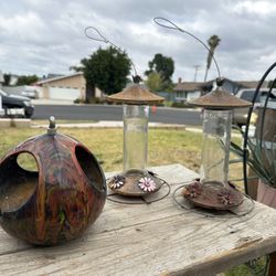 Bird Feeders 