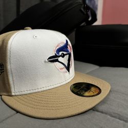 Toronto Blue Jays Size 7 1/4 