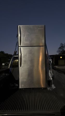 Frigidaire refrigerator