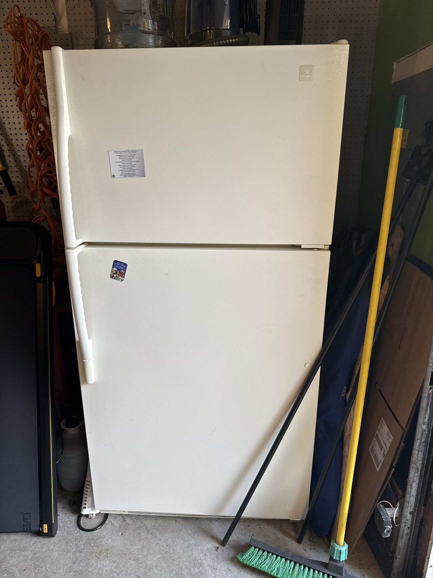 Refrigerator: Works Great! $50 OBO